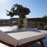 Ritaki شقة كارباثوس